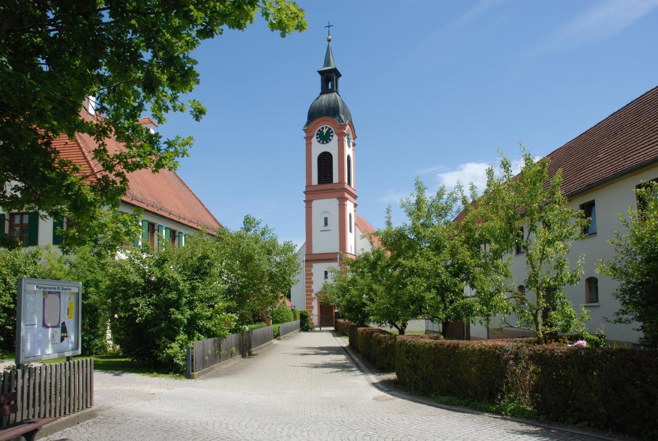 Gastehaus Schlossbrau Ichenhausen Bagian luar foto