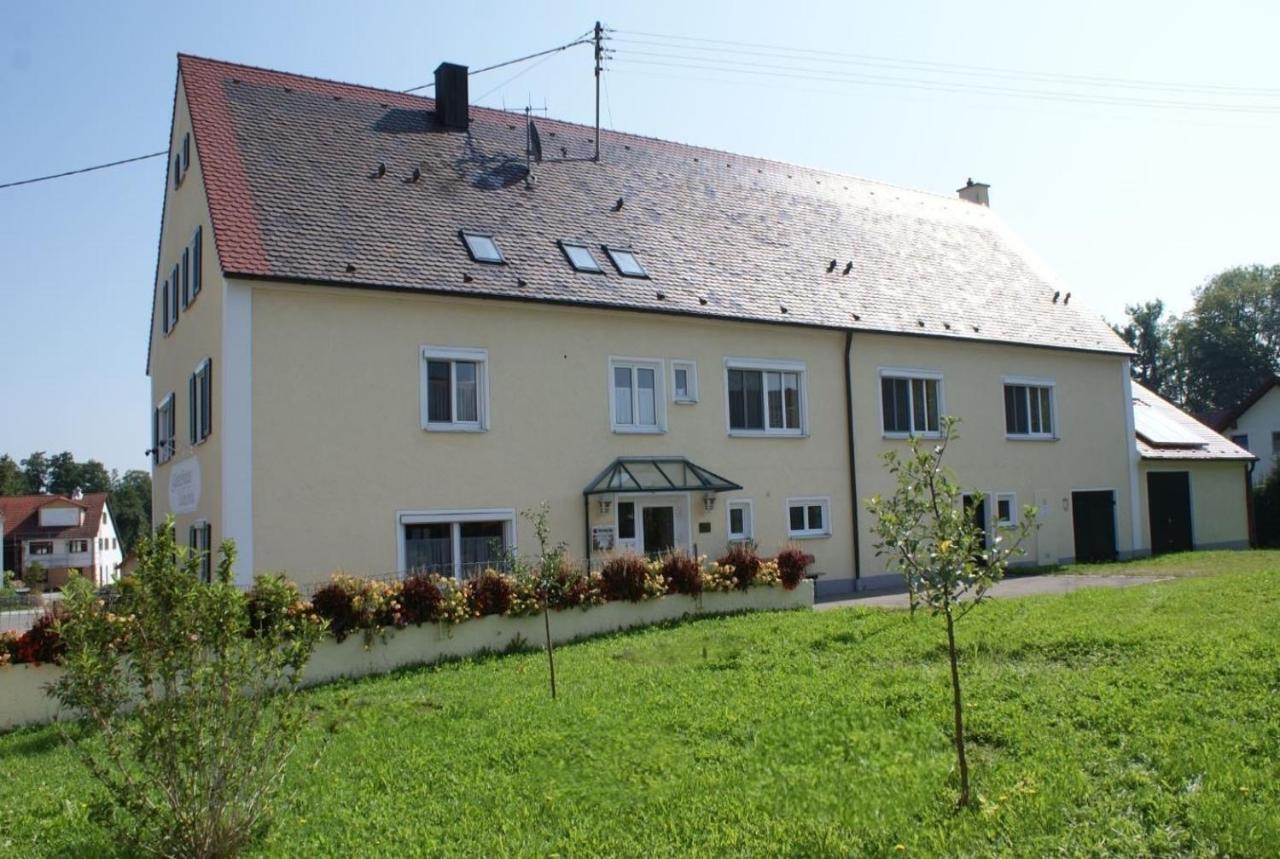 Autenrieder Gaestehaus Schlossbraeu Ichenhausen Bagian luar foto